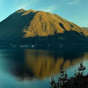 Luxury Penthouse With Big Terrace , Argegno Italien